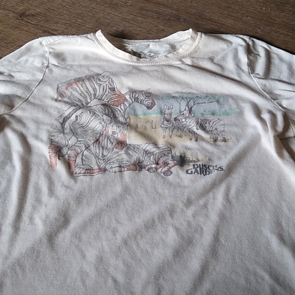 Vintage "doe" Busch gardens t shirt - Picture 1 of 4